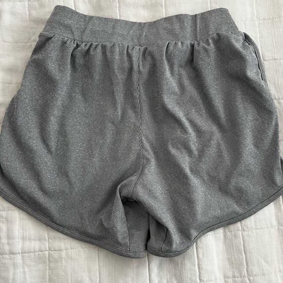 Nike shorts - Picture 2 of 3